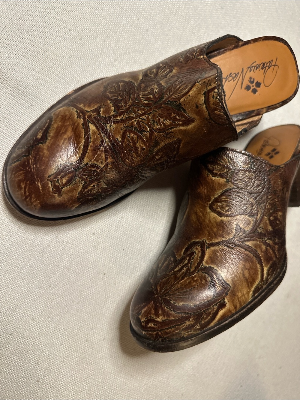 PATRICIA NASH Ruffina Leather Tooled Mules Chocolate Gold Floral Clogs | 7.5 - Picture 9 of 9